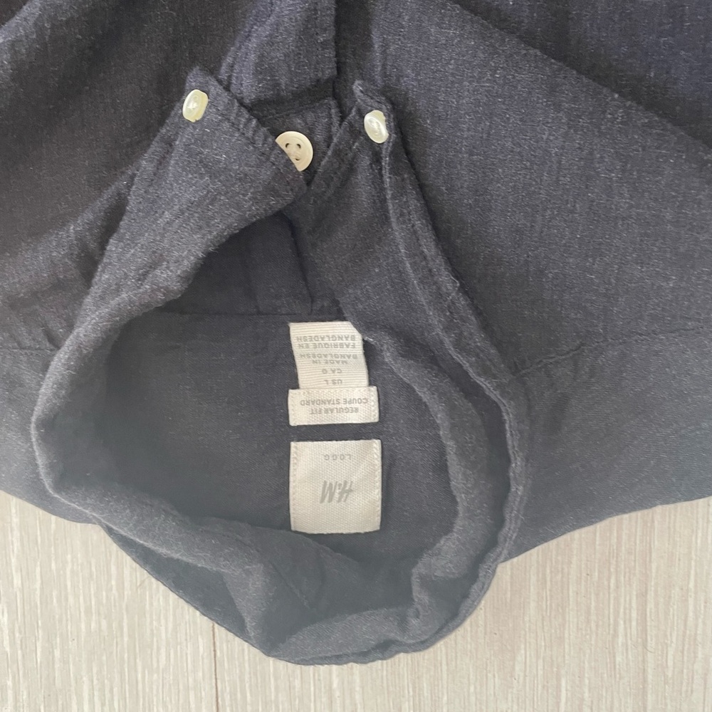 Bundle Of 4! Men’s T-Shirt Bundle Polo & Casual S… - image 7